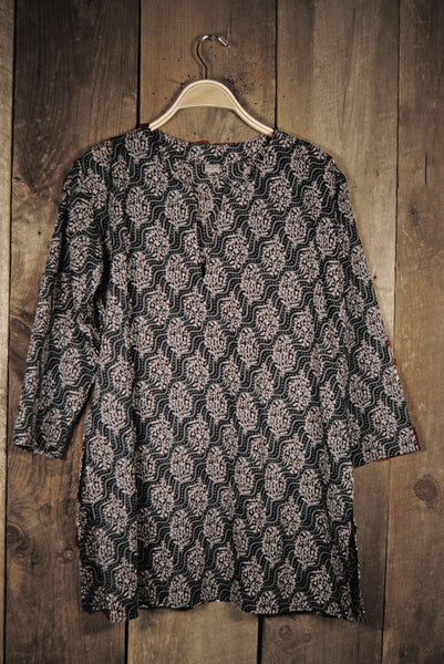 Tunic - Cotton Tunic Top in Black and White Waves - Girl Intuitive - Nusantara -