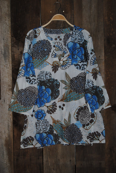 Tunic - Cotton Tunic Top Blue Mums on White - Girl Intuitive - Nusantara -