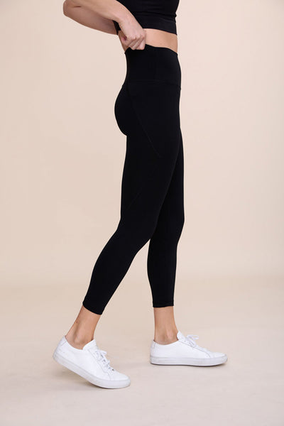 Mono B Essential Solid High-Waist Capri Leggings