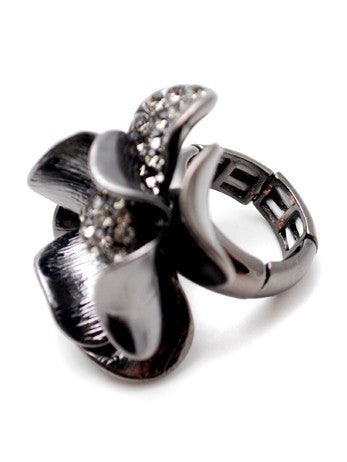 Ring - Steel Magnolias Ring - Girl Intuitive - Zenzii -