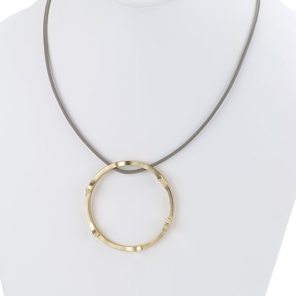 Necklace - Short Modern Necklace with Modern Ring - Girl Intuitive - Island Imports - 15" / Gold