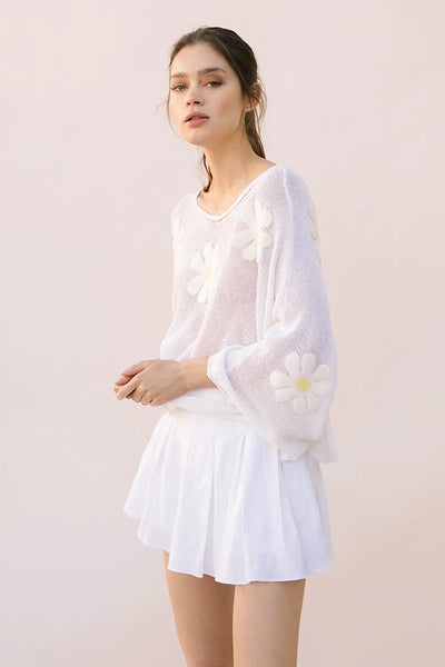 Top - Storia Oversized 3-D Daisy Knit Cropped Top - Girl Intuitive - Storia -