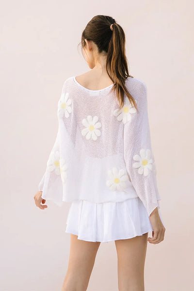 Top - Storia Oversized 3-D Daisy Knit Cropped Top - Girl Intuitive - Storia -