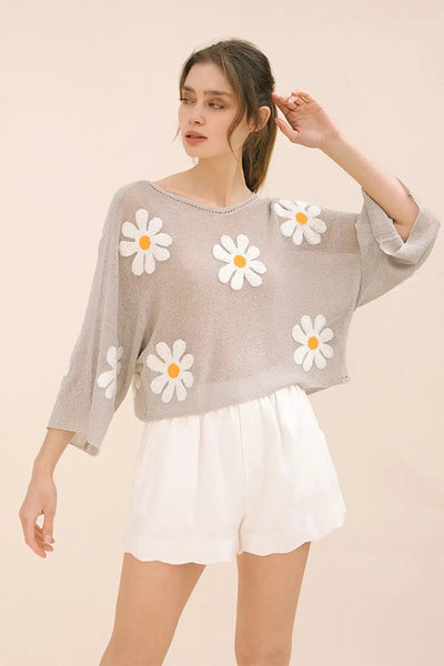 Top - Storia Oversized 3-D Daisy Knit Cropped Top - Girl Intuitive - Storia - S / Gray