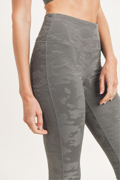Mono B Textured Camo Jacquard TACTEL® Highwaist Leggings – Girl Intuitive