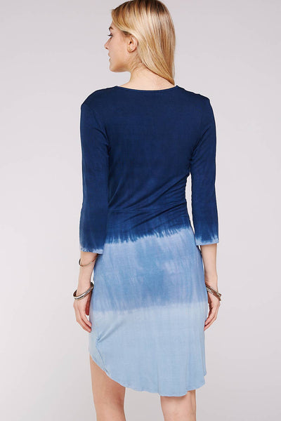 V-Neck Ombre Tie Dye Ruched Dress in Navy Girl Intuitive V-Neck Ombre Tie Dye Ruched Dress in Navy Girl Intuitive