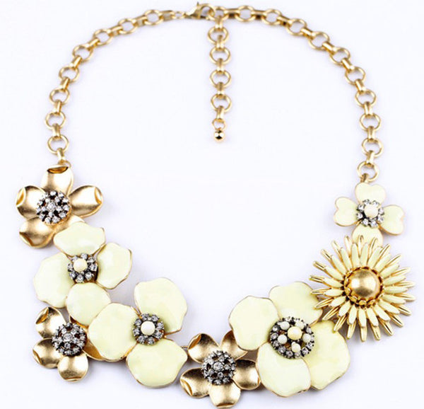 Necklace - Cream Flowers Statement Necklace - Girl Intuitive - Girl Intuitive -