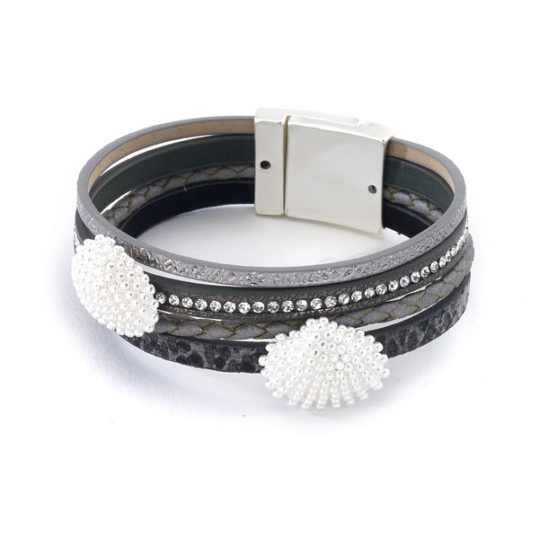 bracelet - Leather Bracelet with Scallop Shell Charms - Girl Intuitive - Island Imports - Silver / Leather