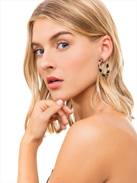 earrings - Tortoise Hoop Earring With Gold Caps - Girl Intuitive - Zenzii -